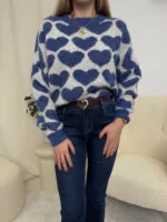 Sweter-śmietankowy-w-niebieskie-serduszka-mouliu (3)