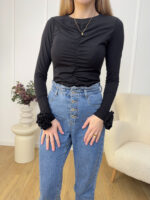 Bluzka-z-różyczkami - czarna - one-mouliu (3)