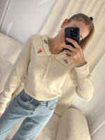 Śmietankowy-sweterek-z-kołnierzykiem-mouliu (4)