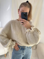 Śmietankowy-sweterek-z-wiązaniem-mouliu (3)