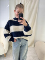 Sweterek-oversize-w-granatowe-pasy-mouliu (3)