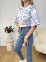 t-shirt-biały-w-niebieskie -kwiaty-lenoshka-mouliu (5)